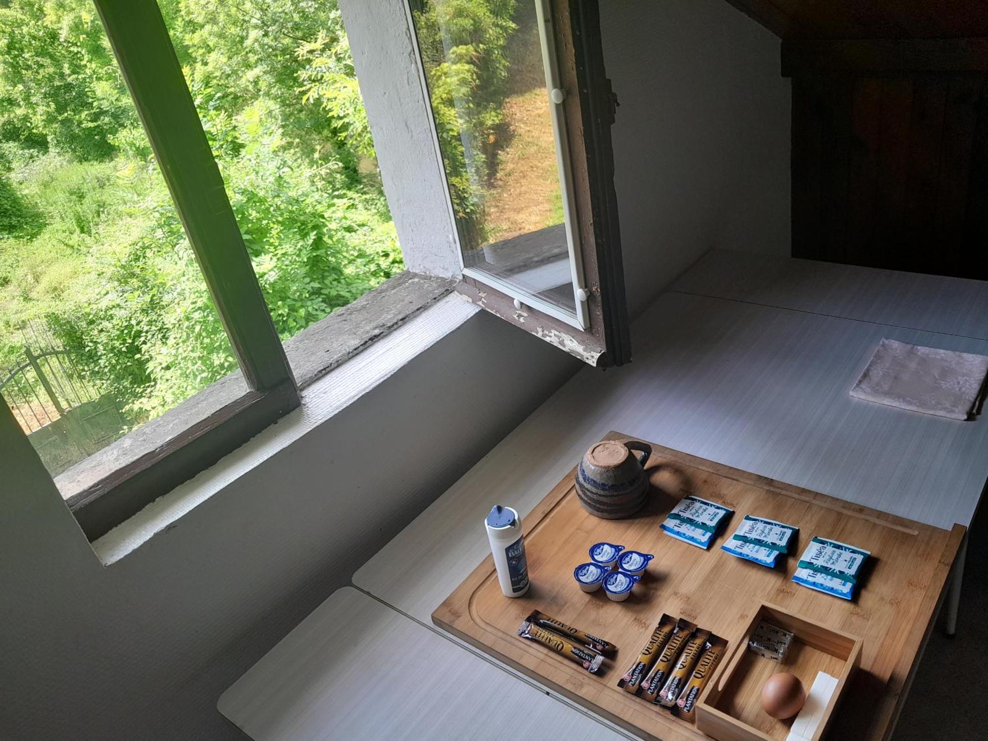 Appartement Privatif En Bord De Riviere Figeac Exteriör bild